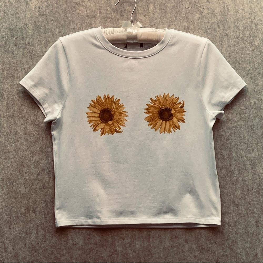 Pure Cotton Sunflowers Crop Top Tshirt Tee  L Juniors